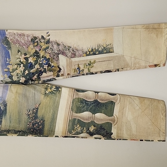 St John Sport Rare Floral  Castle Country Print Straight leg Denim Pants Size 8 - Picture 11 of 14